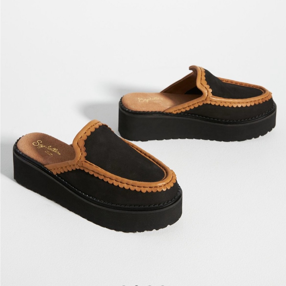 Seychelles Stand Tall Slip-On Flats UNWORN